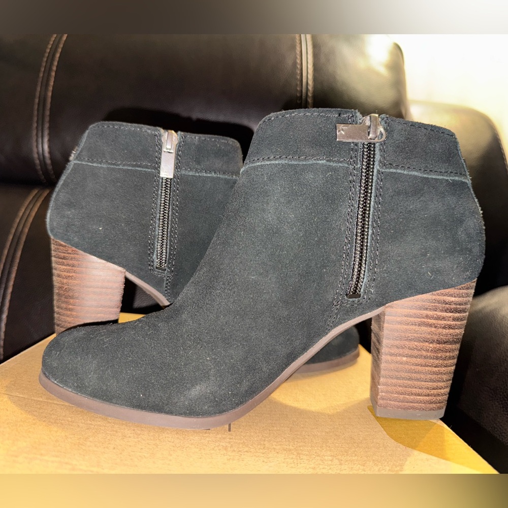 Koolaburra by UGG Women's Black Boots Size 7.5 - Picture 1 of 6